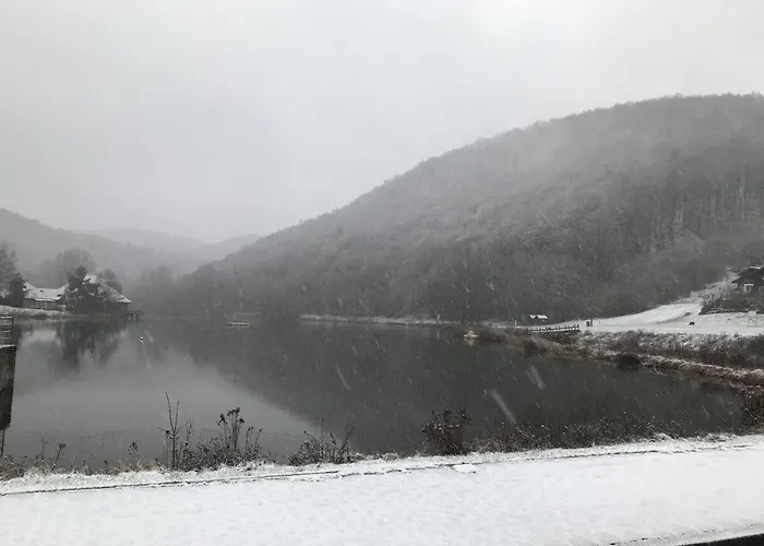 Obere-seeterrasse בית נופש *